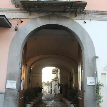 Via Roma 16